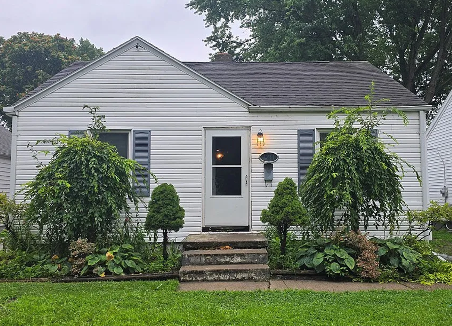 Toledo House: 1211 Higley St