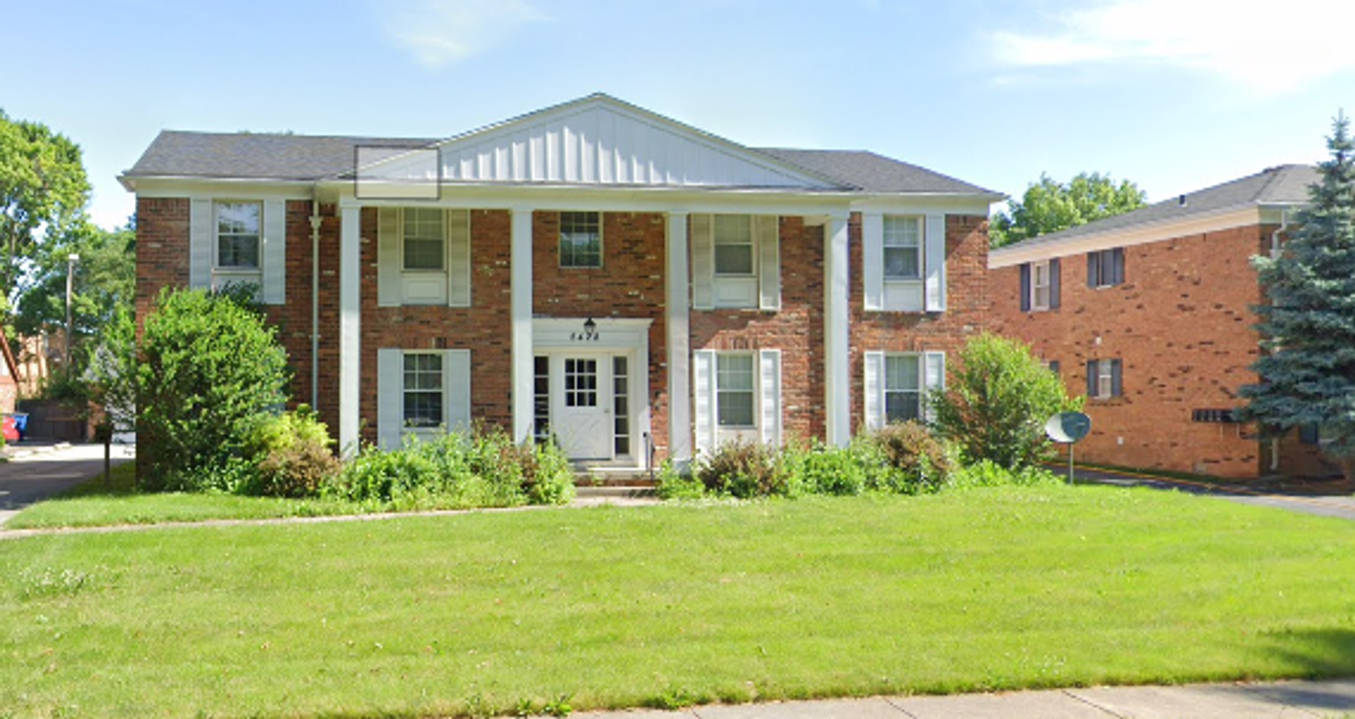 Toledo Apartment: 5428 Glenridge Drive