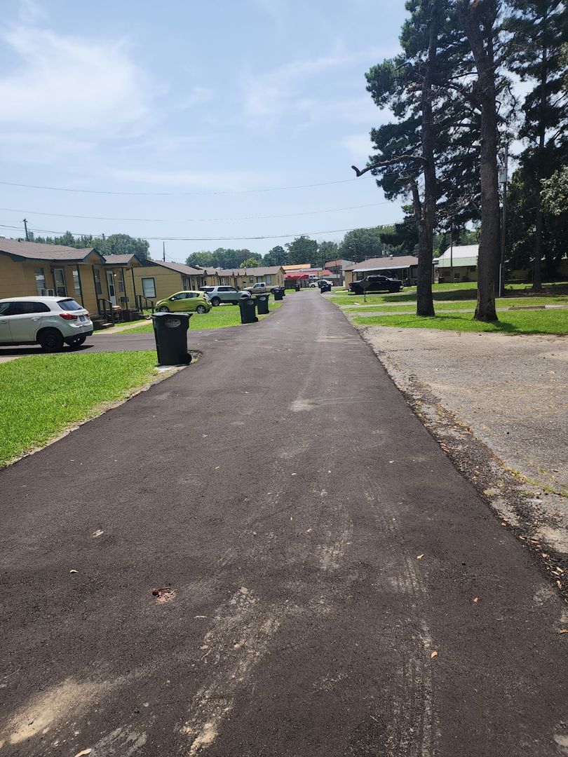 Jacksonville Apartment: 921 South Highway 161