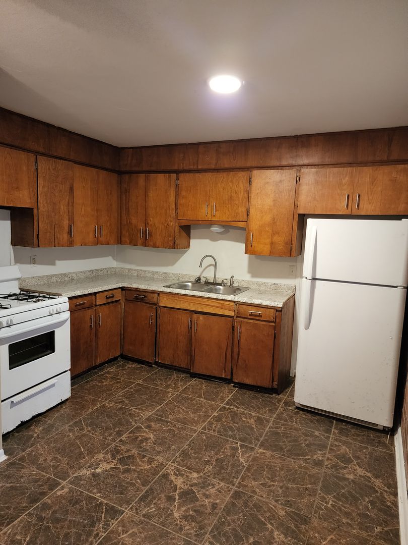 Jacksonville Apartment: Lakeside Drive
