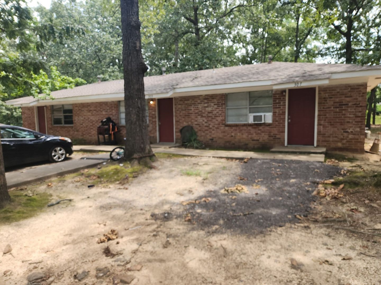 Jacksonville Apartment: Lakeside Drive