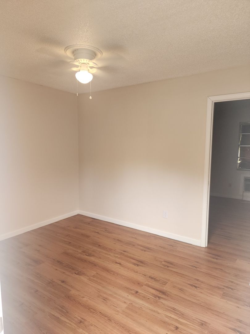 Jacksonville Apartment: 1001 Quince Hill Rd
