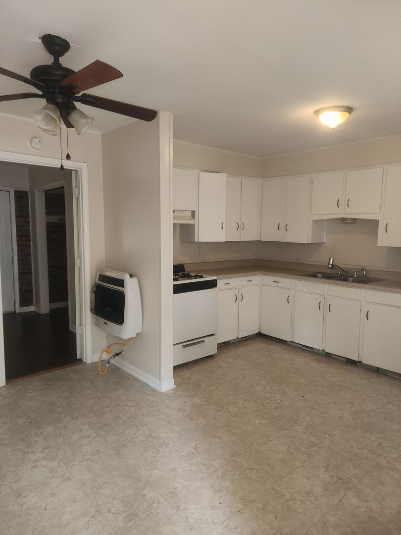 Jacksonville Apartment: Lakeside Drive