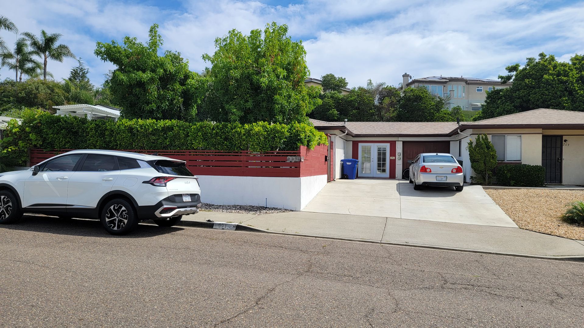 Encinitas Townhome: 271 Fraxinella Street