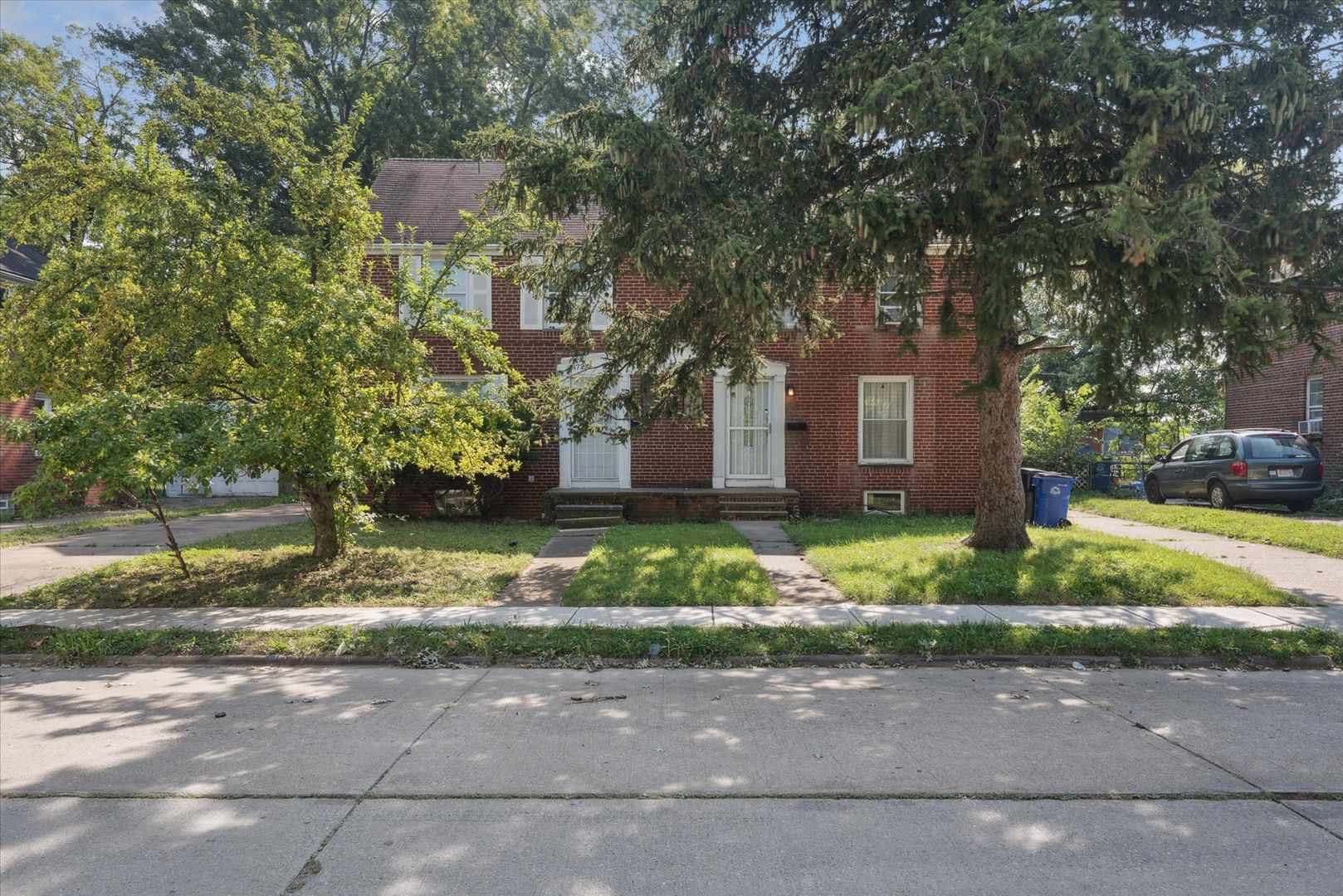 CLEVELAND House: 4723 W 125 ST