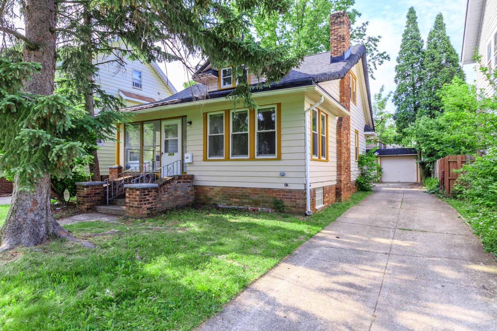 Cleveland Heights House: 3318 Tullamore Rd.