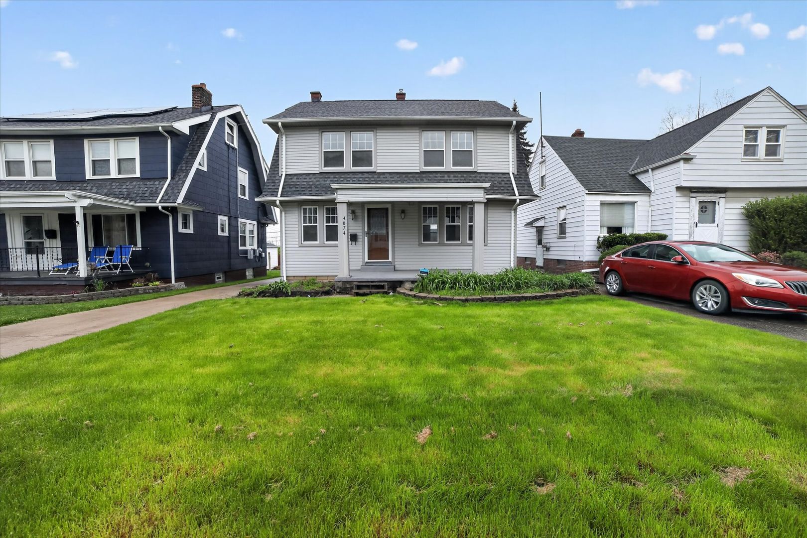 GARFIELD HEIGHTS House: 4874 E 95 ST