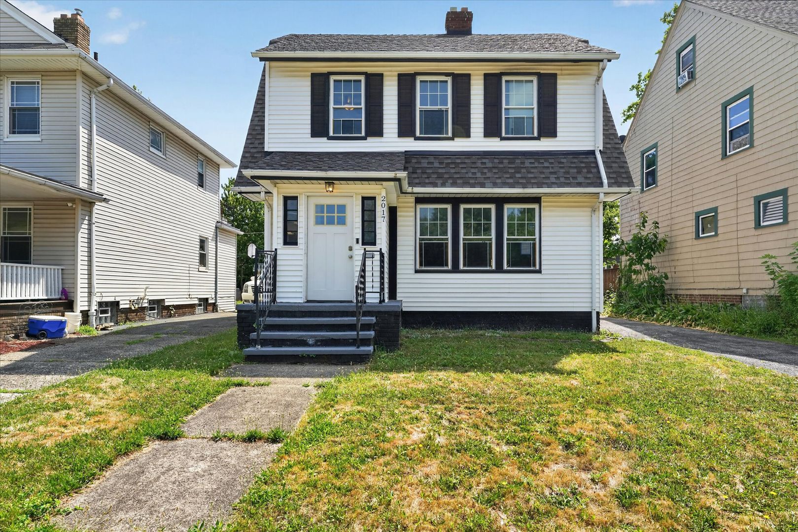 Cleveland Heights House: 2017 Goodnor Rd