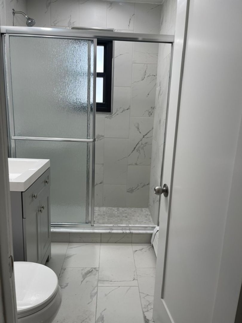 Skokie Apartment: 8638-42 Niles Center Road