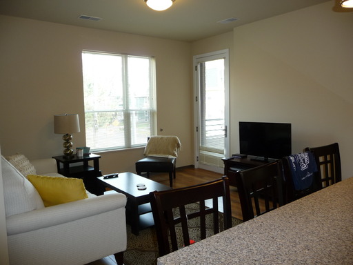 Listing photo thumbnail