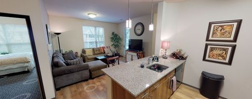 Listing photo thumbnail