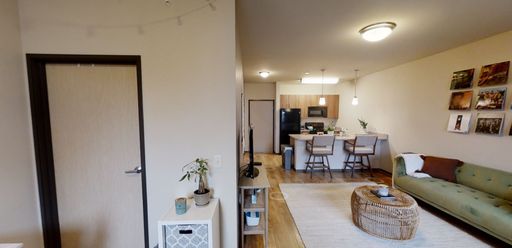 Listing photo thumbnail
