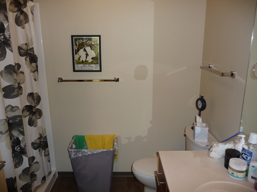 Listing photo thumbnail