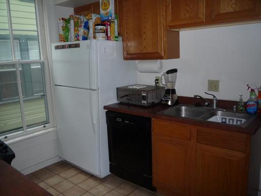 Listing photo thumbnail