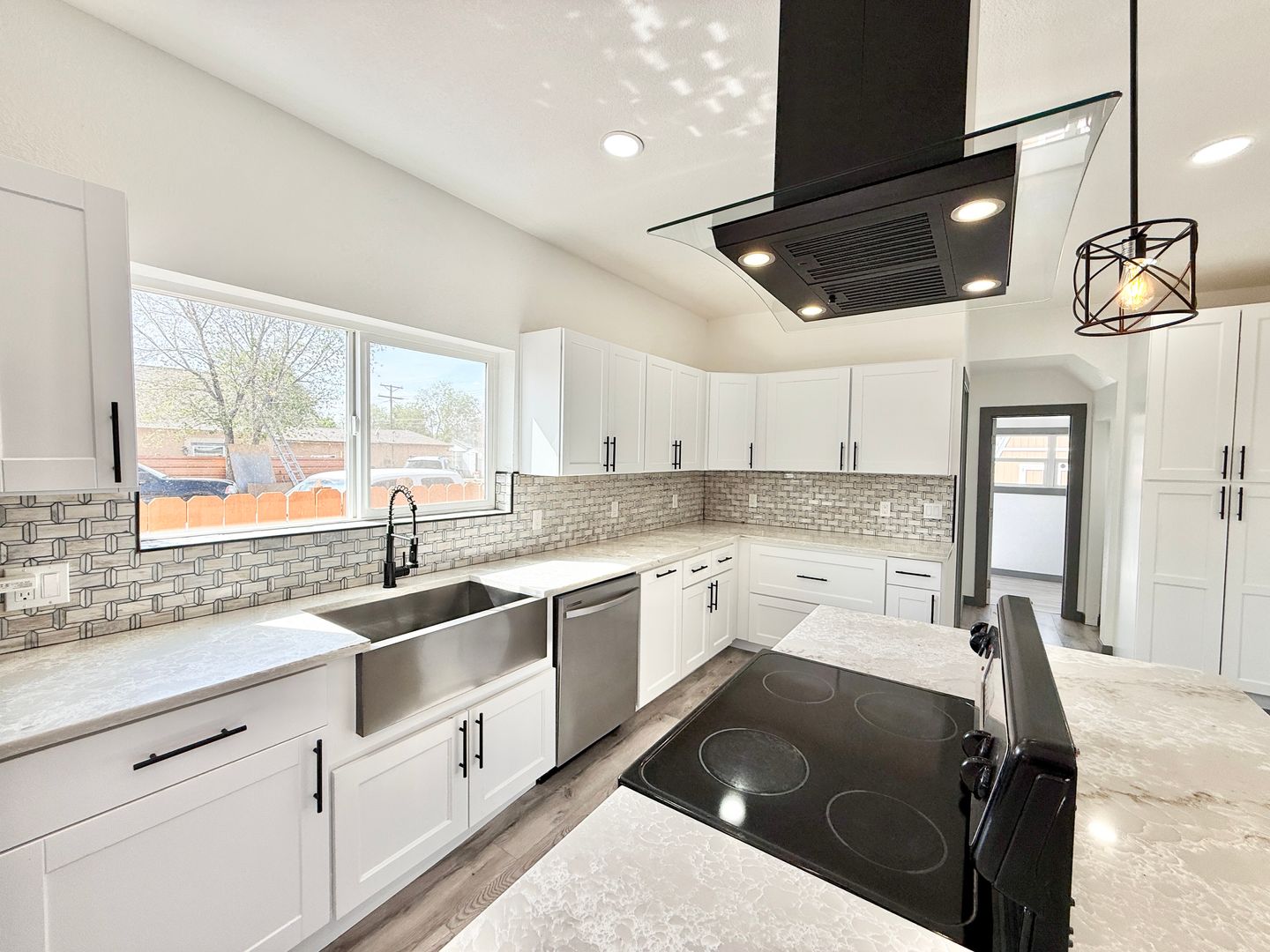 Pueblo Apartment: 1835 -1839 E 4th St.