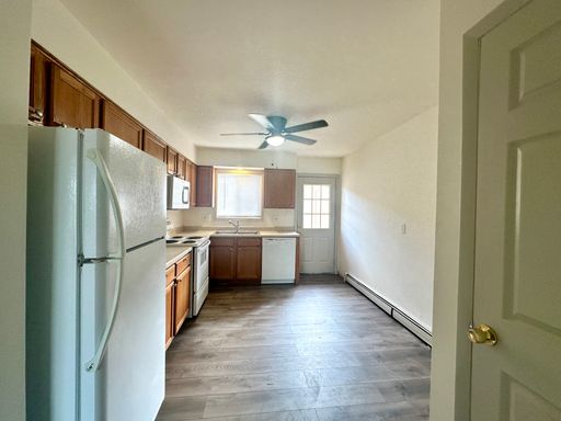 Make This Stunning 3 Bedroom Home! Get it Before it's Too Late! – photo 1