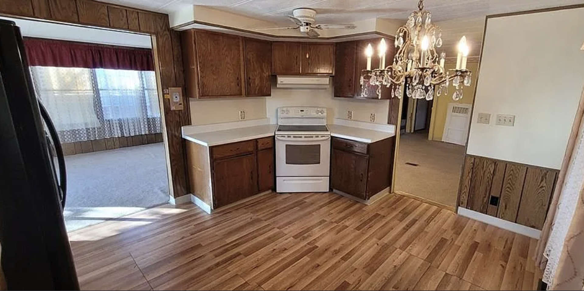 Pueblo West House: 53 E Dwight Dr