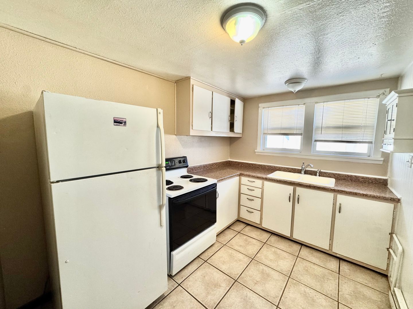 Manitou Springs Apartment: 113 Old Crystal Park Rd,