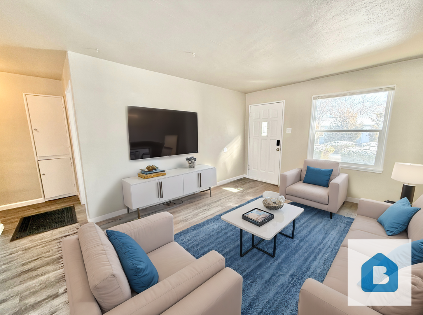 Pueblo Apartment: 121 W Grant Ave.