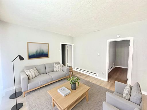 Listing photo thumbnail
