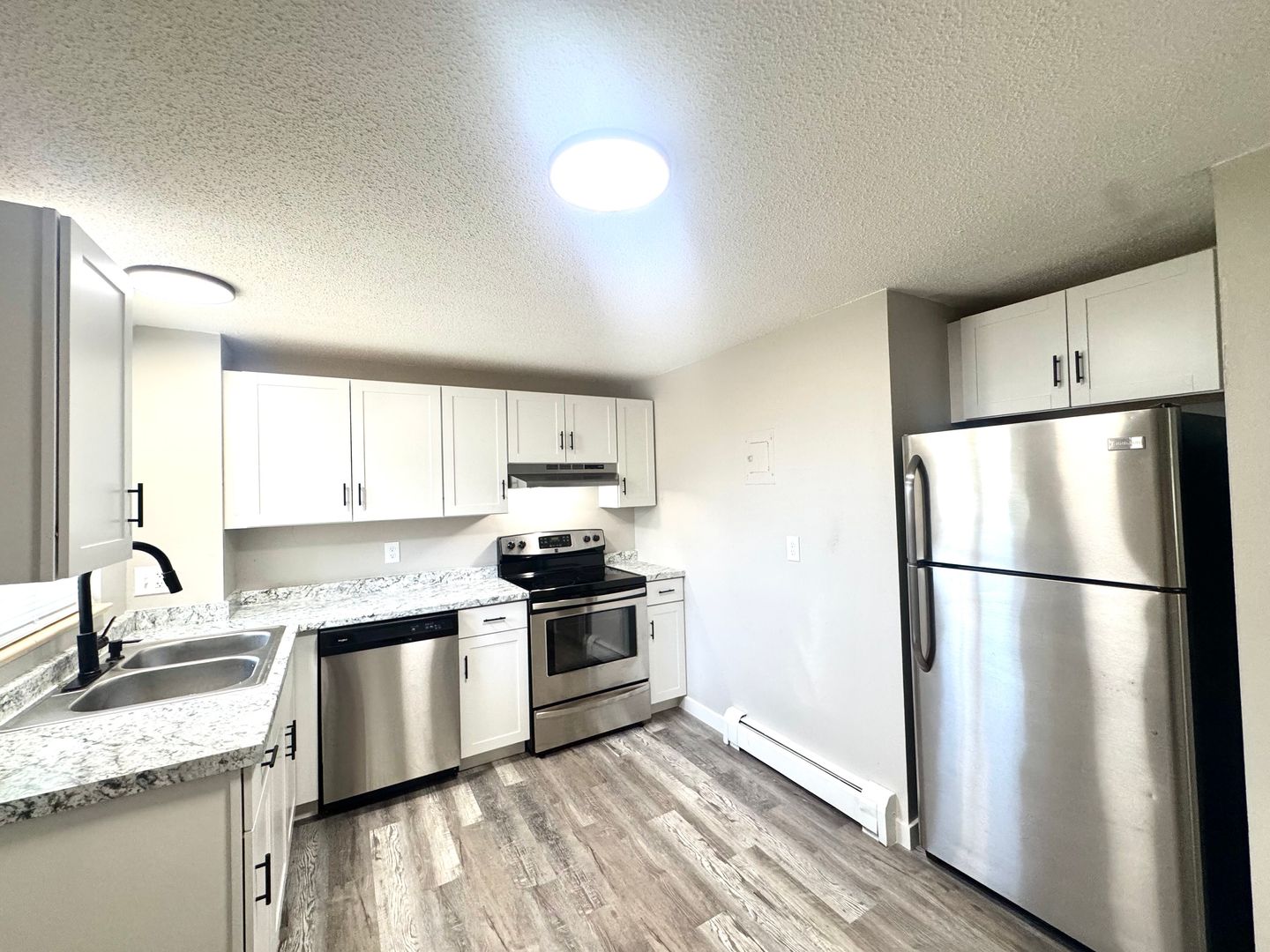Colorado Springs Apartment: 903 Fontmore Rd