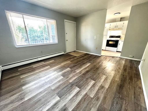 Listing photo thumbnail