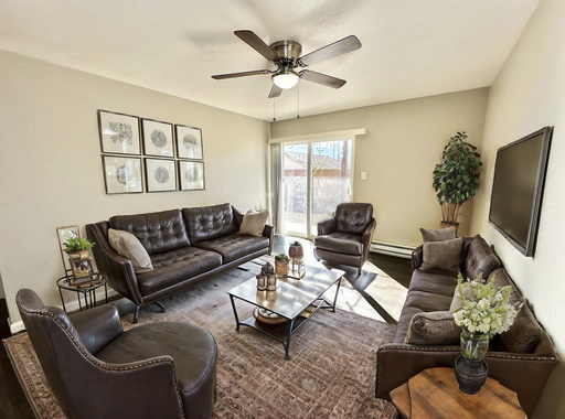 Modern 1 Bedroom with Walk-Out Patio and Amazing Views! – photo 1