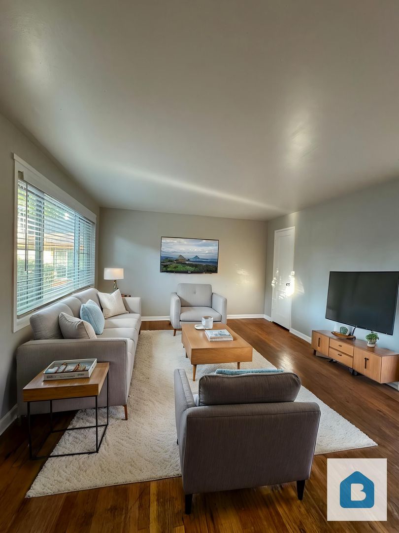 Colorado Springs Apartment: 458 - 464 Glenview Ct