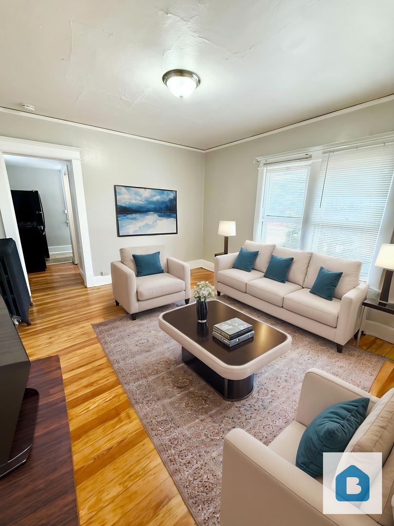 Colorado Springs Apartment: 611 N Cascade Ave