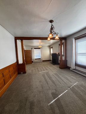 Listing photo thumbnail