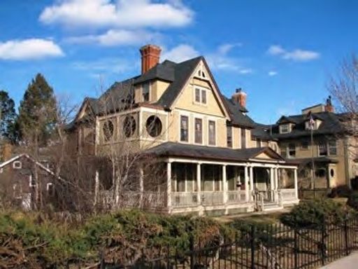 Listing photo thumbnail