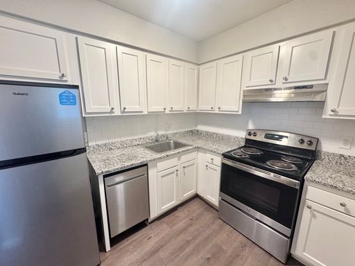 3014 N Arcadia St., APT 207, Colorado Springs, CO 80907