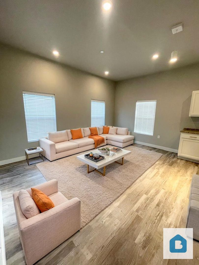 Colorado Springs Apartment: 3410 N Carefree Circle