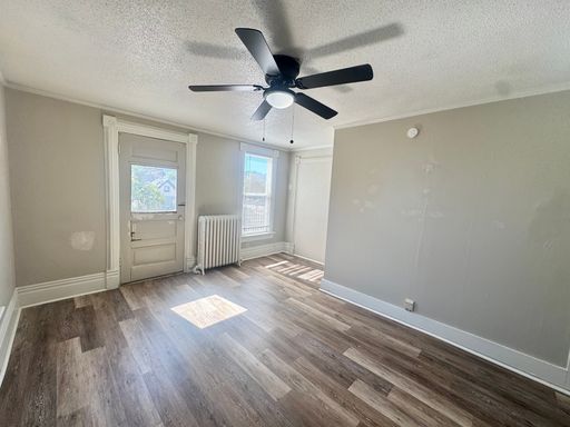 Listing photo thumbnail