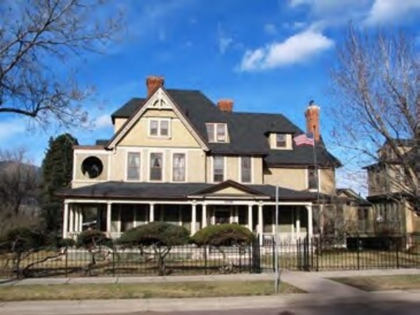 Listing photo