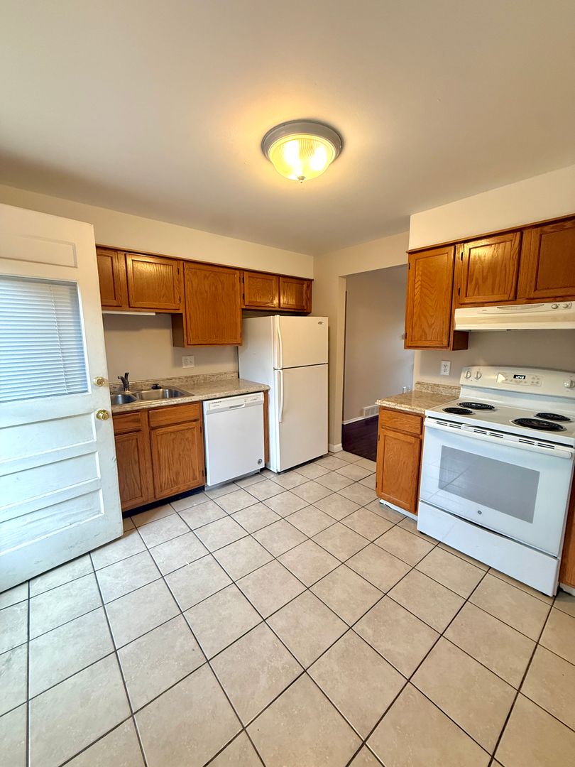 Arvada Apartment: 8626 W 54th Pl