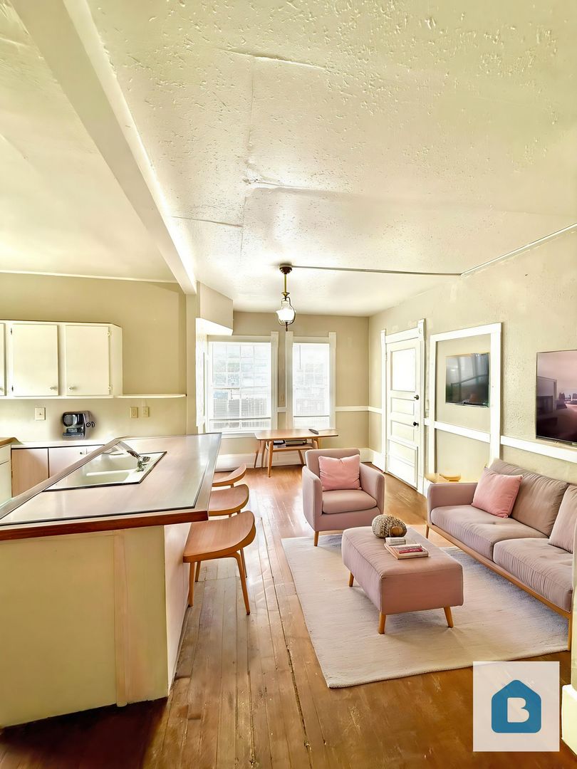 Colorado Springs Apartment: 719 N Nevada Ave