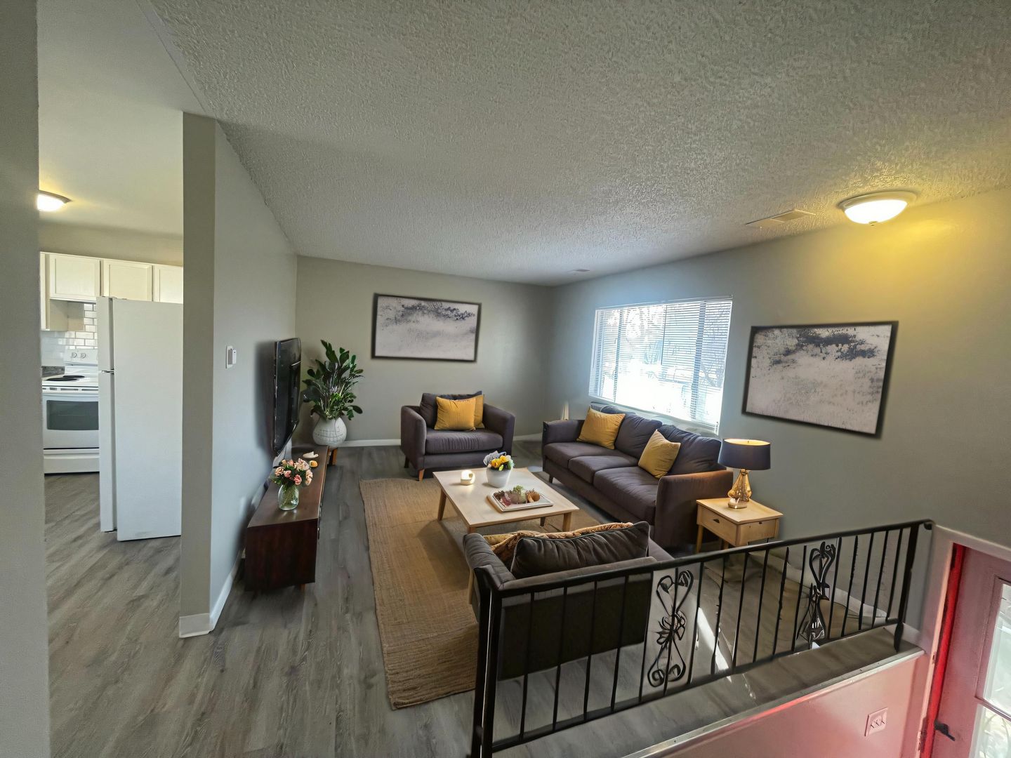 Pueblo Apartment: 1113 W Arroyo Ave
