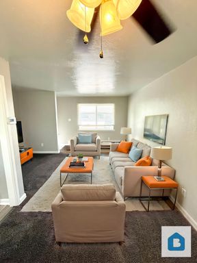 Updated 1BR W/D in unit -1 month free! Special – photo 1
