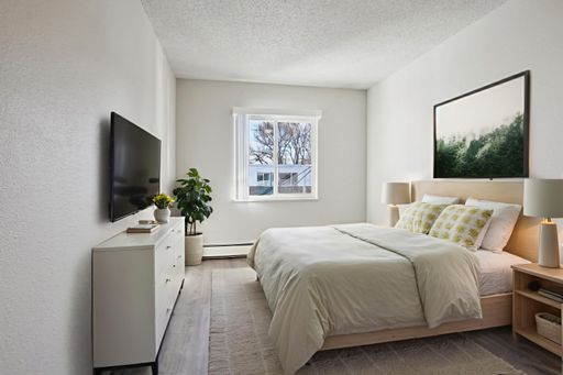 Listing photo thumbnail