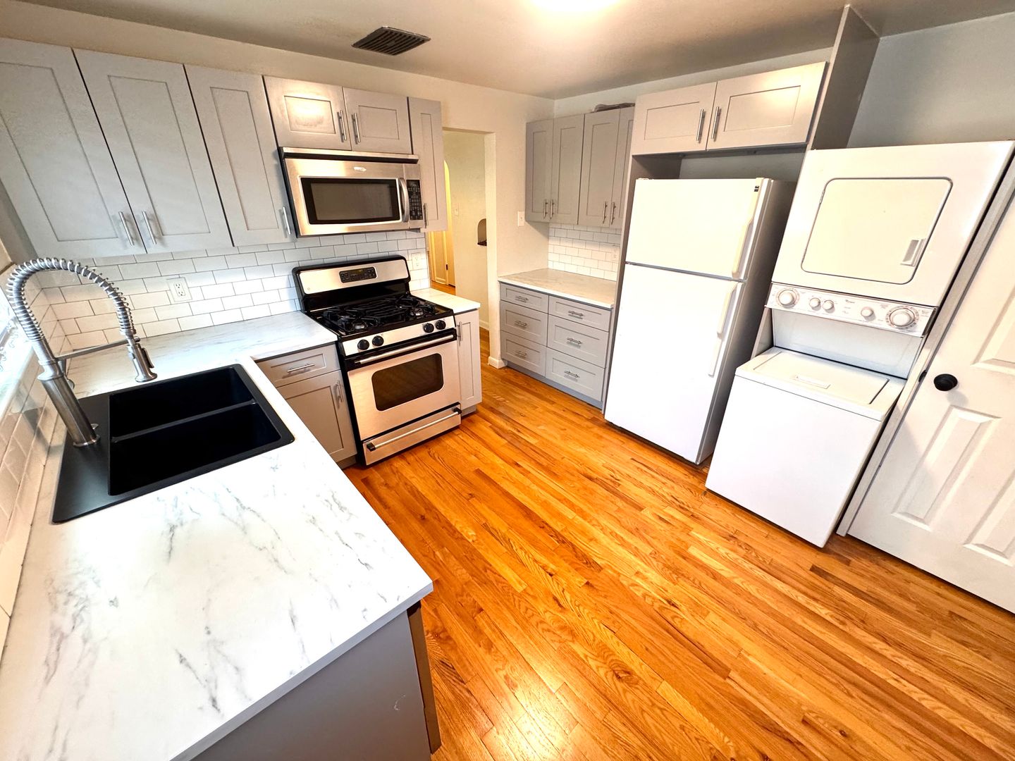 Denver Apartment: 1418- 1420 N Verbena St.