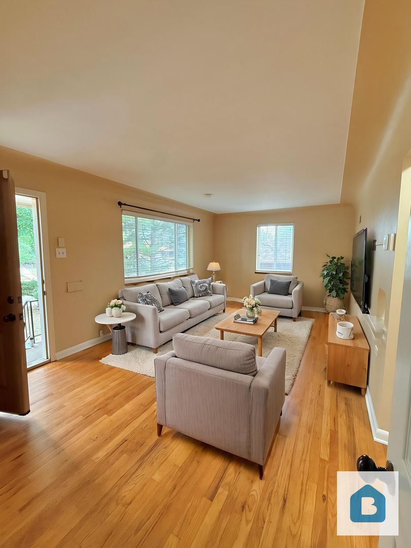 Denver Apartment: 3622 Hudson St.