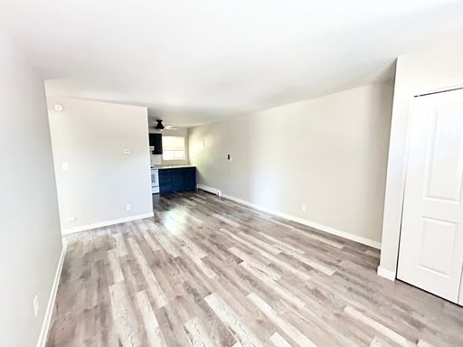 Listing photo thumbnail