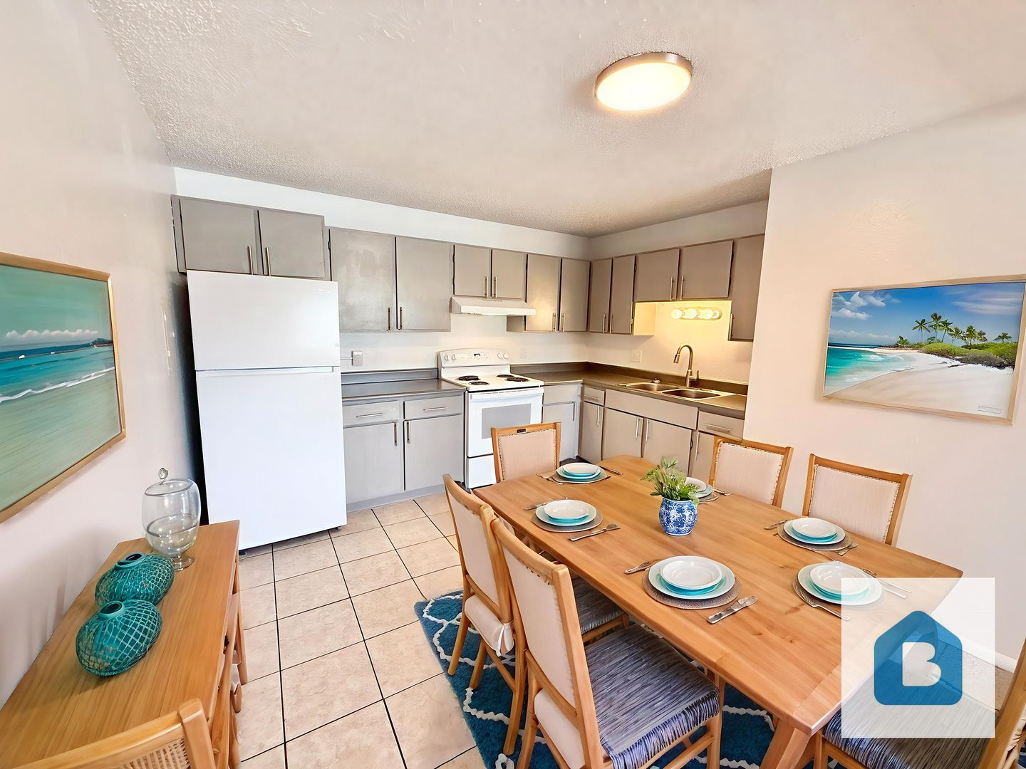 Pueblo Apartment: 2018 Vinewood Lane