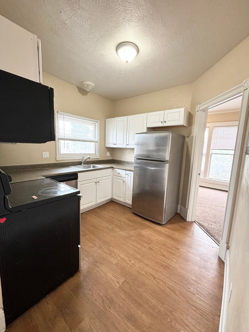 Colorado Springs Apartment: 506 North Cascade Avenue