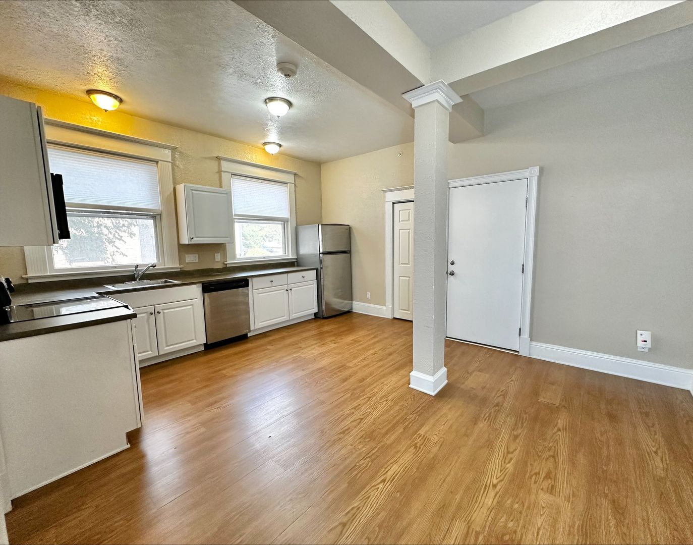 Colorado Springs Apartment: 506 North Cascade Avenue