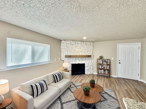 Listing photo thumbnail