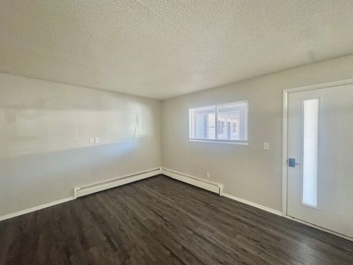 Listing photo thumbnail