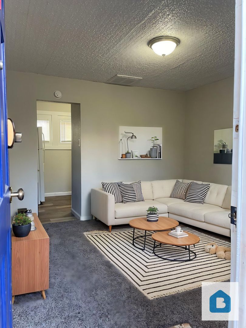 Colorado Springs Apartment: 818 N Corona St.