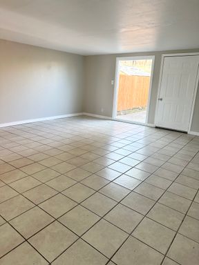 Listing photo thumbnail